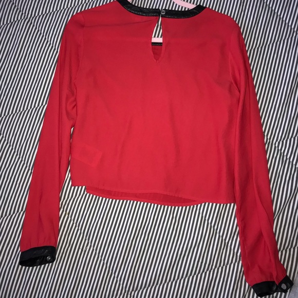 Guess Satin blouse - Picture 2 of 2